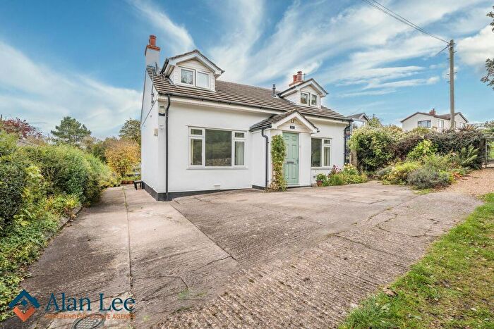 3 Bedroom Detached House For Sale In Blakelow Road, Macclesfield, SK11