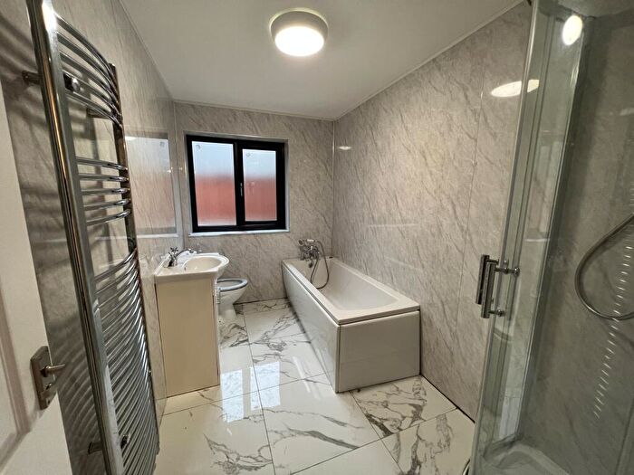 2 Bedroom Bungalow For Sale In A Clinton Street, Worksop, S80