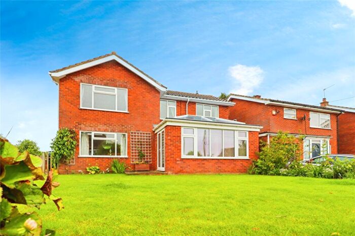 3 Bedroom Detached House For Sale In High Street, Marsham, Norwich, Norfolk, NR10