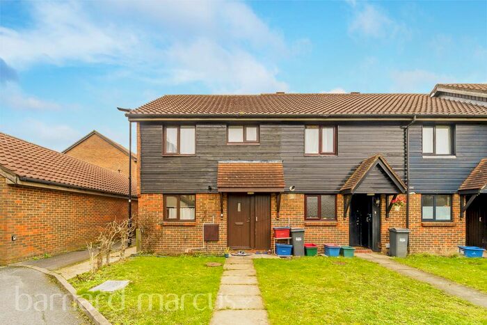 4 Bedroom Property To Rent In Badger Close, Feltham, TW13