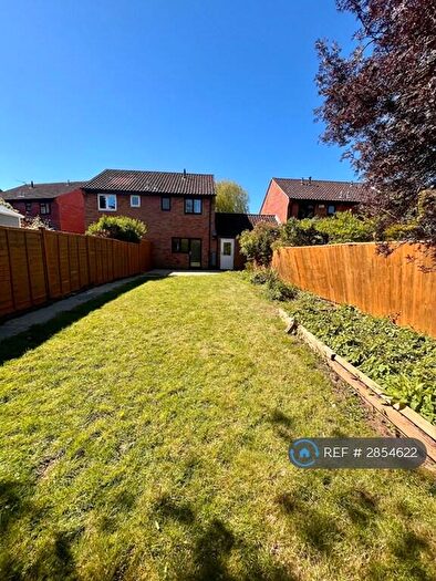 2 Bedroom Semi-Detached House To Rent In Denton Close, Oxford, OX2