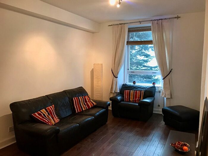 1 Bedroom Flat To Rent In Ritchie Place, Polwarth, Edinburgh, EH11