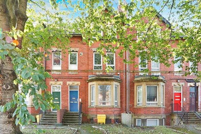 1 Bedroom Flat For Sale In Roundhay Road, Leeds, LS8