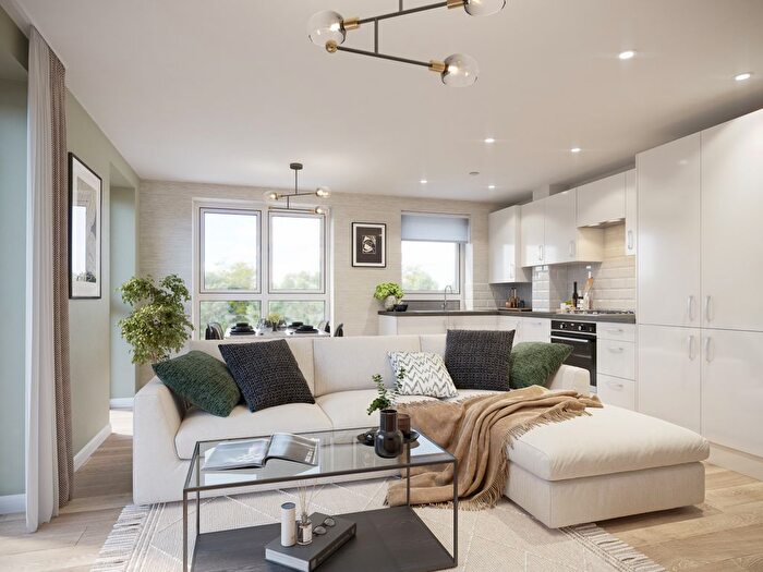 1 Bedroom Flat For Sale In Dovehouse Orchard, Houghton Regis, Dunstable, LU5