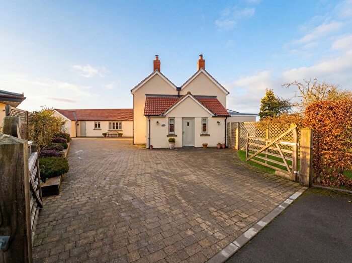 4 Bedroom Detached House For Sale In South Road, Lympsham, Weston-Super-Mare, BS24