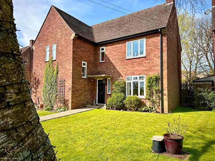 4 Bedroom Detached House For Sale In Valiant Square, Ramsey, PE26