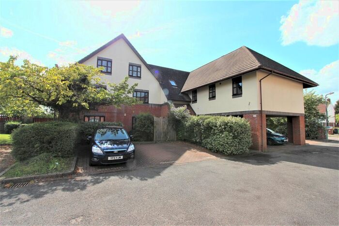 1 Bedroom Flat To Rent In Anthony Road, Borehamwood, WD6