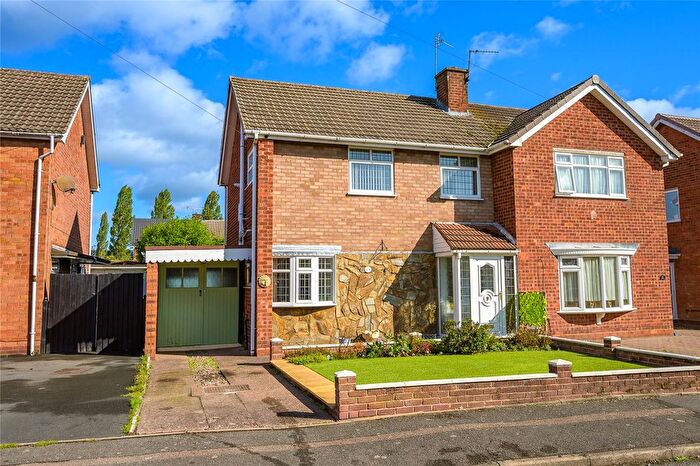 3 Bedroom Semi Detached House For Sale In Helming Drive, Moseley Village, Wolverhampton, West Midlands, WV1