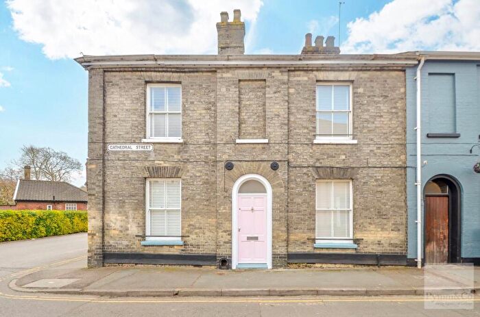 2 Bedroom End Of Terrace House To Rent In Cathedral Street, Norwich, NR1