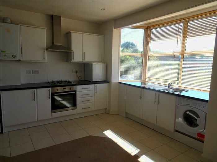 2 Bedroom Flat To Rent In Belmont Road, Uxbridge, Middlesex UB8