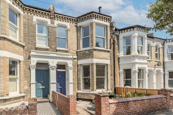 1 Bedroom Flat To Rent In Norroy Road, London, SW15