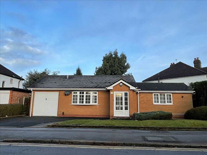 2 Bedroom Bungalow To Rent In Stanway Road, Shirley, Solihull, B90