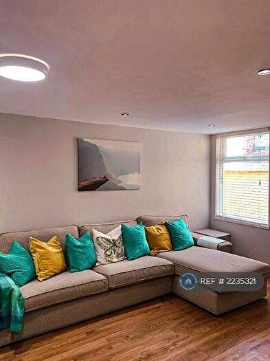 6 Bedroom Terraced House To Rent In Empress Road, Liverpool, L7