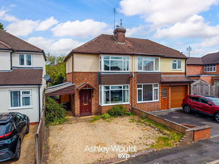 2 Bedroom Semi-Detached House For Sale In Oakhill Avenue, Kidderminster, DY10