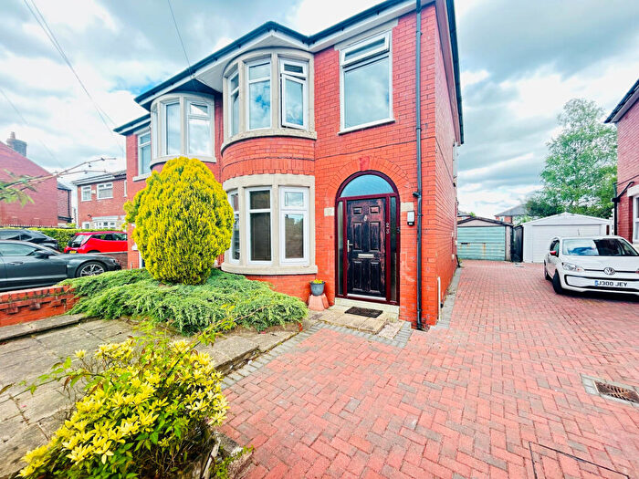 3 Bedroom Semi-Detached House For Sale In Fishwick, Preston, PR1