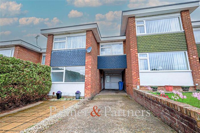 3 Bedroom Semi-Detached House To Rent In Birkfield Drive, Ipswich, Suffolk, IP2