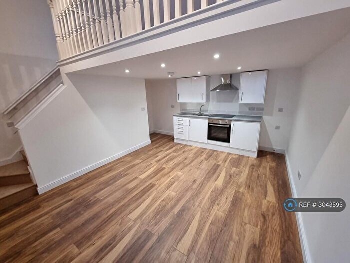 1 Bedroom Terraced House To Rent In Alexandra House, London, N4