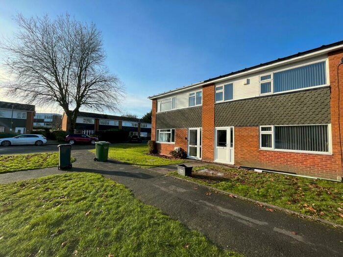 3 Bedroom Terraced House To Rent In Swallows Meadow, Shirley, Solihull, B90