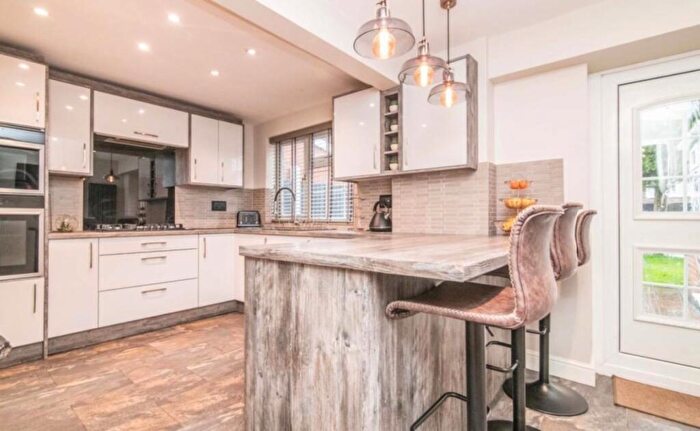 4 Bedroom Detached House For Sale In Regis Heath Road, Rowley Regis, B65