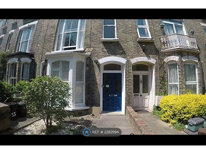 2 Bedroom Flat To Rent In Arthur Road, London, N7