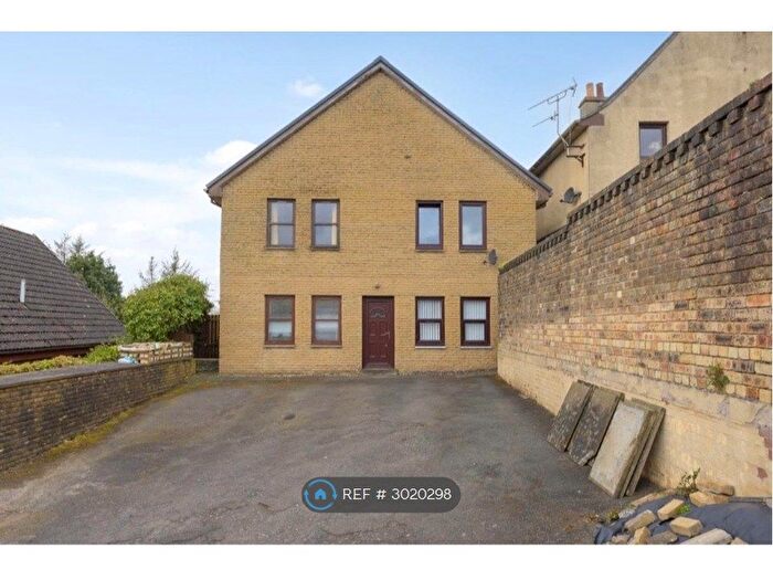2 Bedroom Flat To Rent In Ashcroft House, Larbert, FK5
