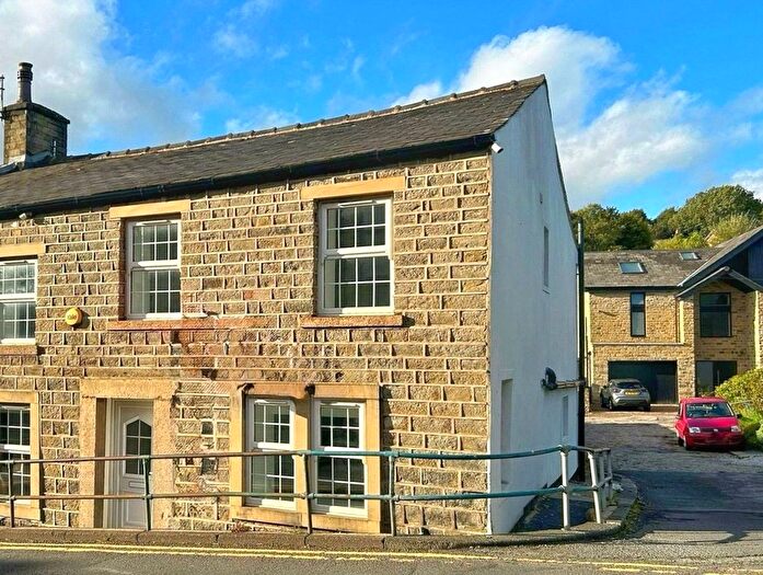 3 Bedroom End Of Terrace House For Sale In Newchurch Road, Rawtenstall, Rossendale, BB4