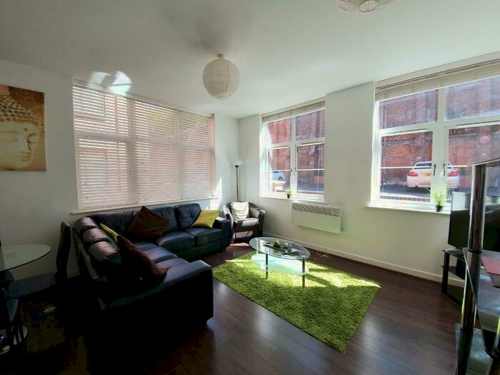 2 Bedroom Apartment To Rent In Warstone Lane, Birmingham, B18