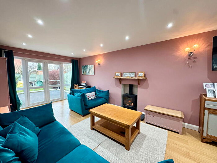 5 Bedroom Detached House For Sale In Station Road, Overton, Wrexham, LL13