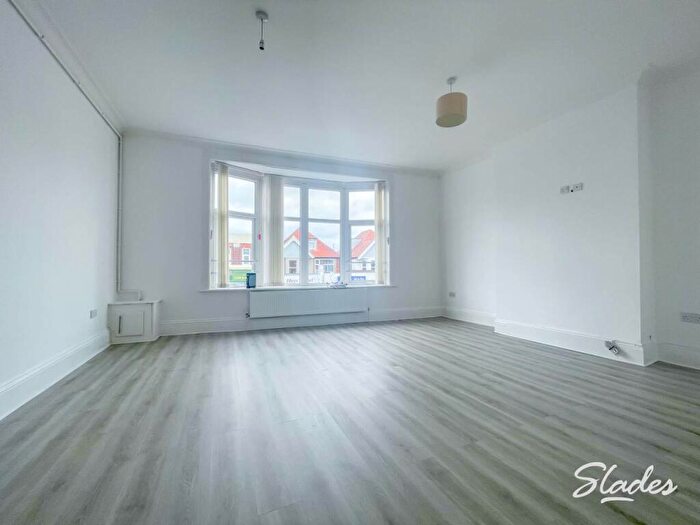 3 Bedroom Apartment To Rent In Southbourne Grove, Southbourne, Bournemouth, BH6