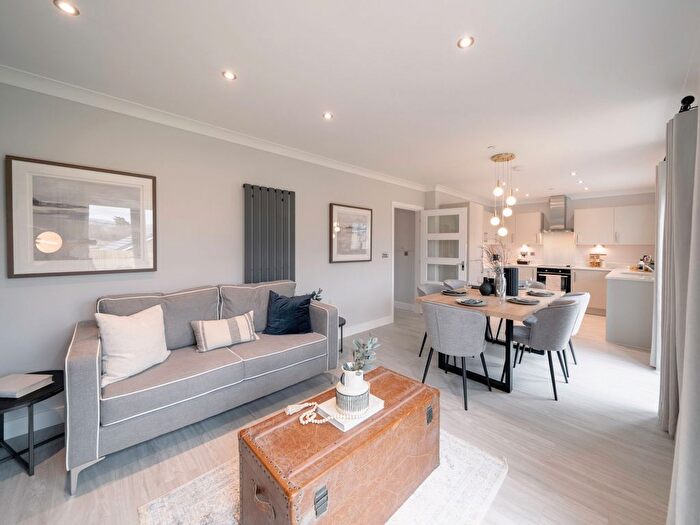 3 Bedroom Detached House For Sale In "The Lawford" At Daventry Road, Dunchurch, Rugby, CV22