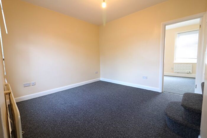 2 Bedroom Flat To Rent In Croyland Road, London, N9