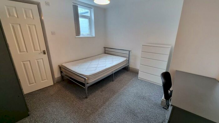 7 Bedroom Detached House To Rent In Alton Road, Birmingham, B29