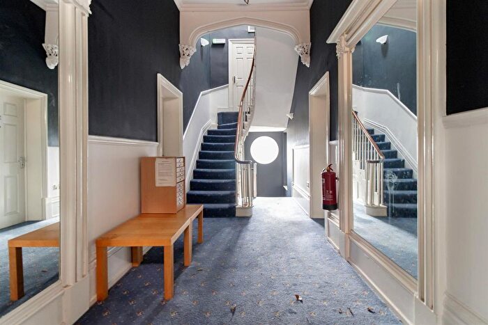 1 Bedroom Flat For Sale In Oriel House, Flat, Worcester Road, Malvern, Worcestershire, WR14