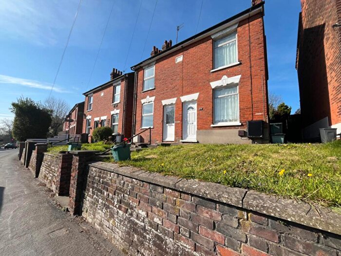 2 Bedroom Semi Detached House To Rent In Bergholt Road, Colchester, CO4