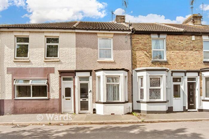 3 Bedroom Terraced House For Sale In Maple Street, Sheerness, Kent, ME12
