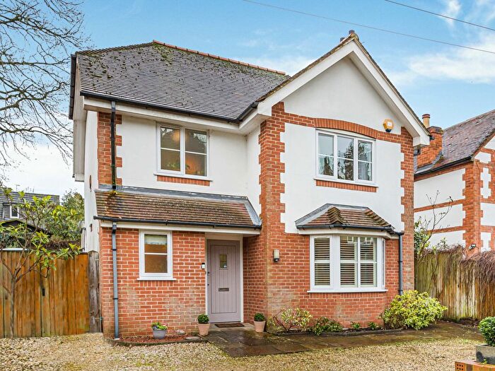 4 Bedroom Detached House For Sale In Shiplake Bottom, Henley-On- Thames, RG9