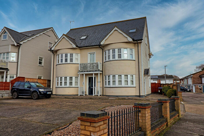 1 Bedroom Flat For Sale In Thundersley, SS7