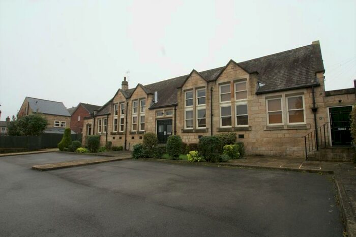 2 Bedroom Town House To Rent In Rodley Hall, Rodley, LS13