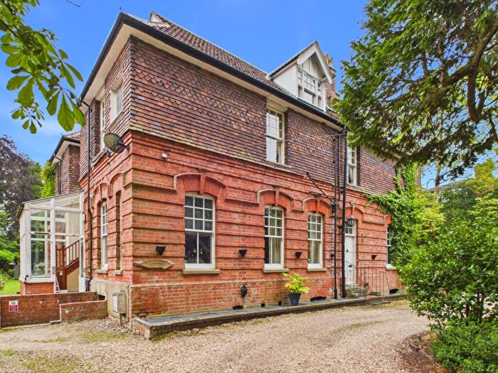 4 Bedroom Apartment For Sale In The Broadway, Woodhall Spa, LN10