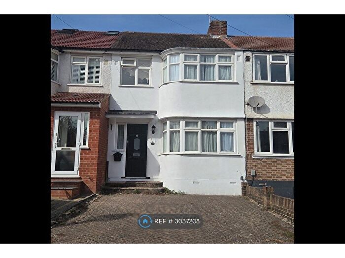 3 Bedroom Terraced House To Rent In Alexandra Avenue, Sutton, SM1