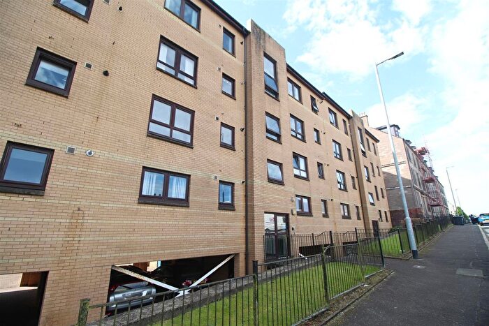 2 Bedroom Flat For Sale In Dempster Court, Dempster Street, Greenock, PA15