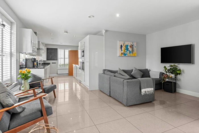 4 Bedroom Detached House For Sale In Pentlows, Braughing, Ware, SG11