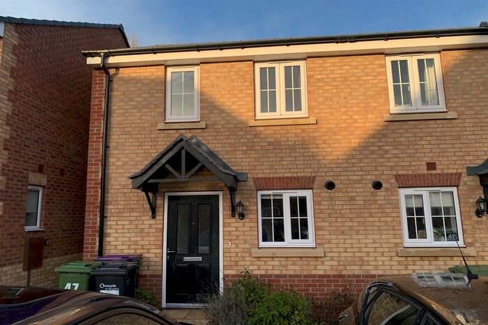 2 Bedroom Semi-Detached House To Rent In Gardeners Place, Shrewsbury, SY2