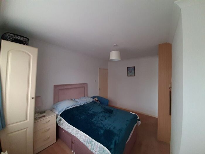 2 Bedroom Semi-Detached Bungalow For Sale In George Street, Bedford, Clapham, MK41