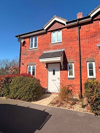 3 Bedroom End Terrace House For Sale In Normandy Way, Havant, Hampshire, PO9