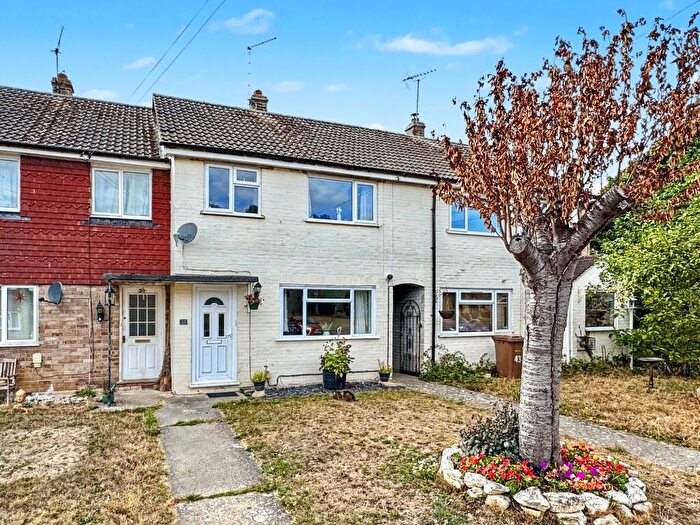 3 Bedroom Terraced House For Sale In Hunters Field, Stanford In The Vale, SN7