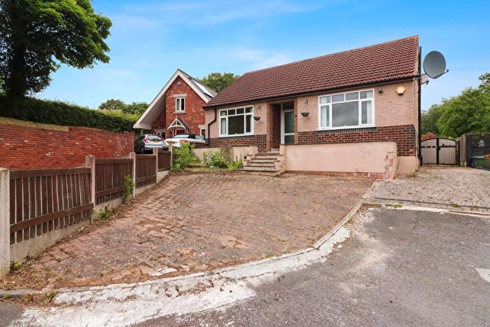 3 Bedroom Detached Bungalow For Sale In Hady Hill, Chesterfield, Derbyshire, S41