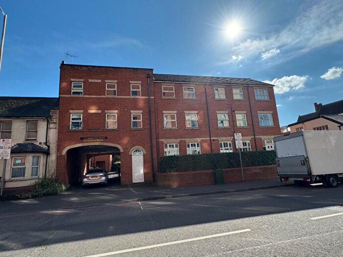 2 Bedroom Apartment To Rent In Queens Road, Reading, Berkshire, RG1