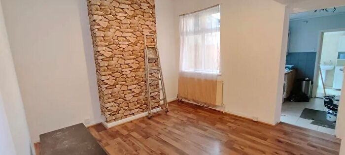 3 Bedroom Property To Rent In Gillett Avenue, London, E6