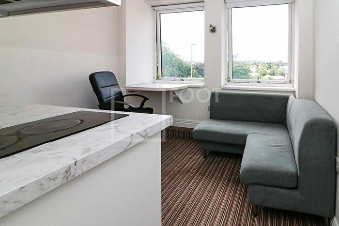 Flat To Rent In Sunbridge Halls, Bradford, BD1